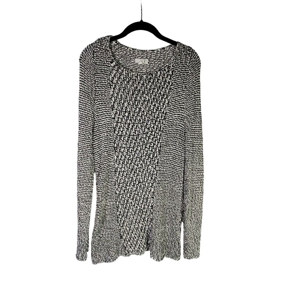 Knot Sisters Sweater One Size Black White Long Sleeve Crew‎ Neck Pullover Top